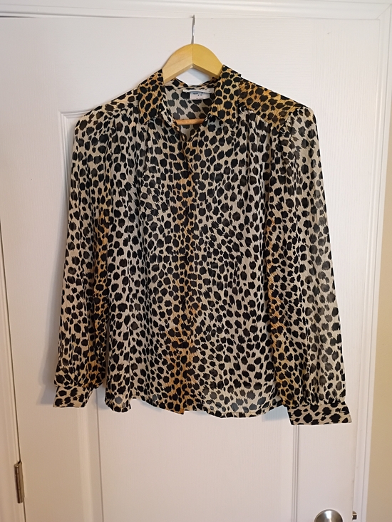 Teddi of California Tops - Vintage Teddi Leopard Print Button-Up Blouse